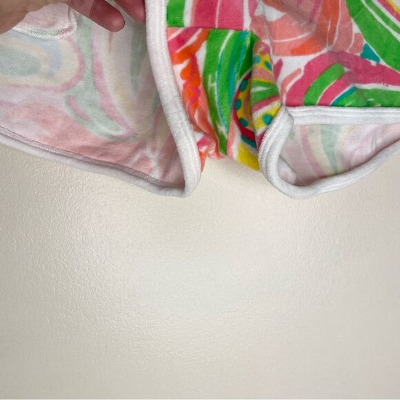 Lilly Pulitzer Shorts Chrissy Beach Velour Terry Pink All Nighter Size Medium - Picture 4 of 9